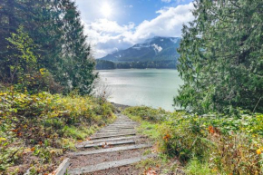 Waterfront Alder Lake Retreat Private Deck!